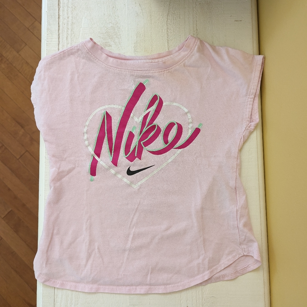 Nike Girls Heart Shirt